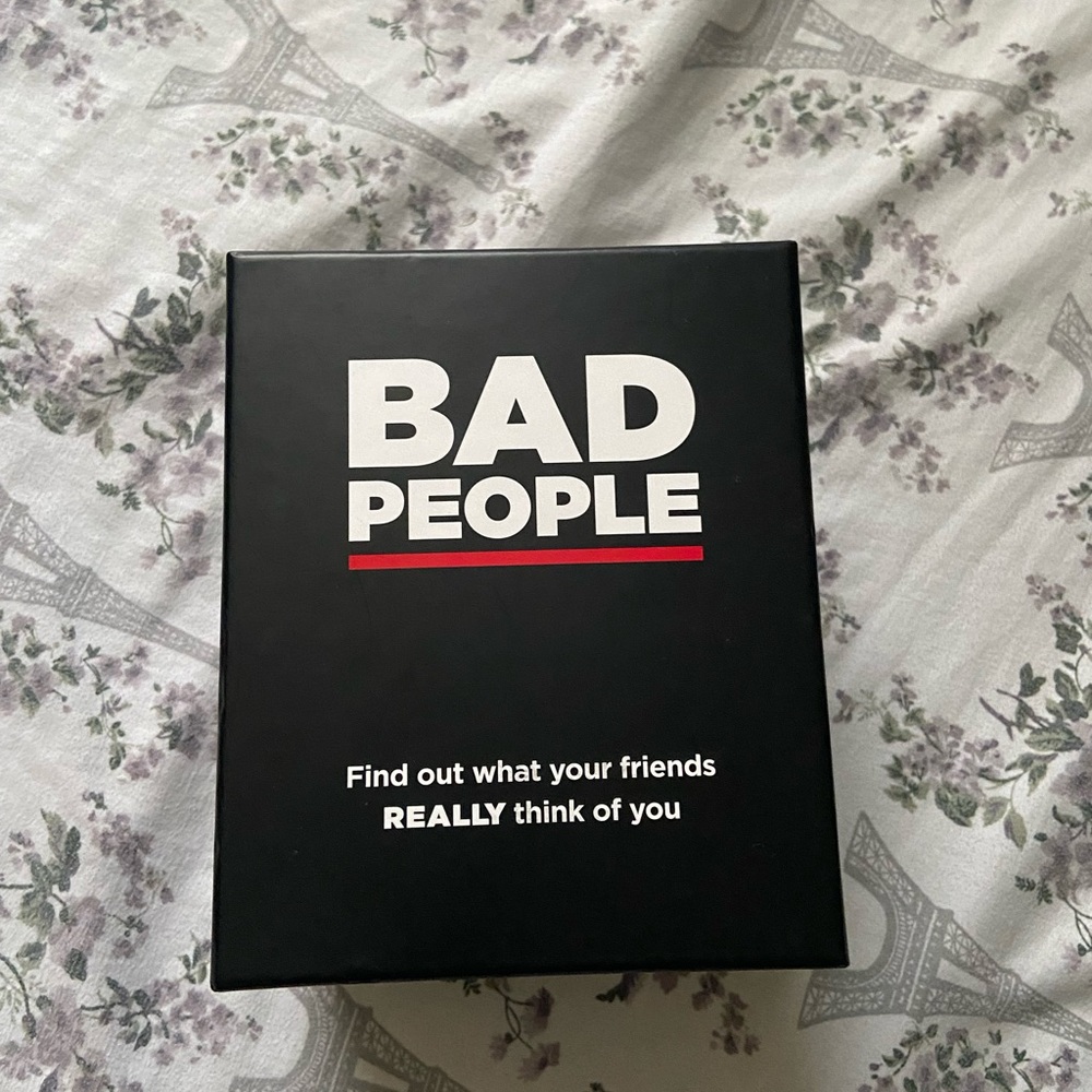 Fun card game Bad People